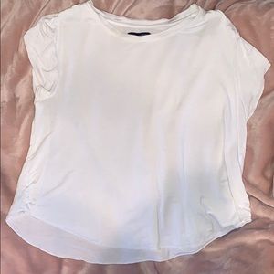 Basic flowy soft white cropped short sleeve tshirt